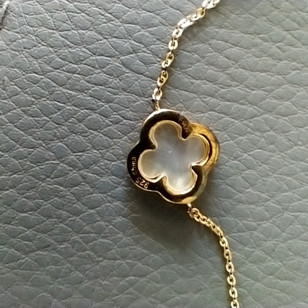 COPY - Bracelet clover Rachel Zoe. Silver. Mother of Pearl - Picture 4 of 4